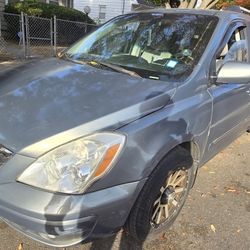 2008 Hyundai Entourage