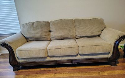 Sofa set