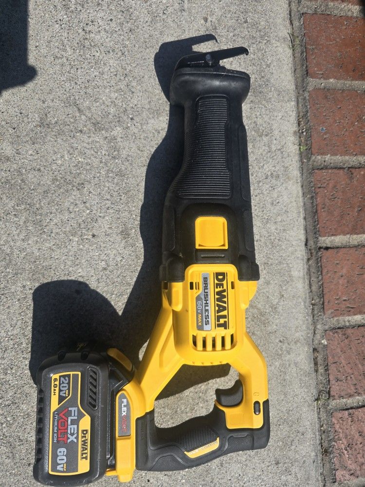 Dewalt 60v Flexvolt Sawxall With Battery