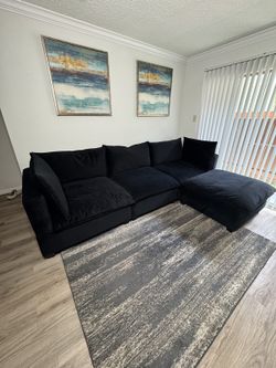 (NEW-IN-BOX) 4-Piece Modular Sectional Cloud Couch DELIVERY AVAILABLE