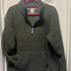 PINK SHERPA SWEATER SIZE SMALL (( Oversized))