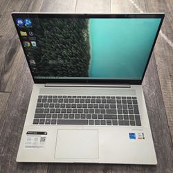 17-inch HP ENVY Intel i7 1TB SSD touchscreen