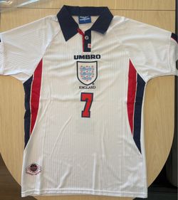England 1998 Home Retro Jersey - Beckham #7 (Size M - Fan Version)
