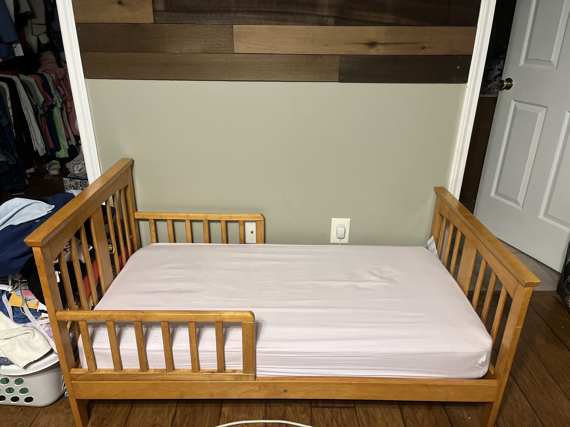 Wooden Toddler Bed