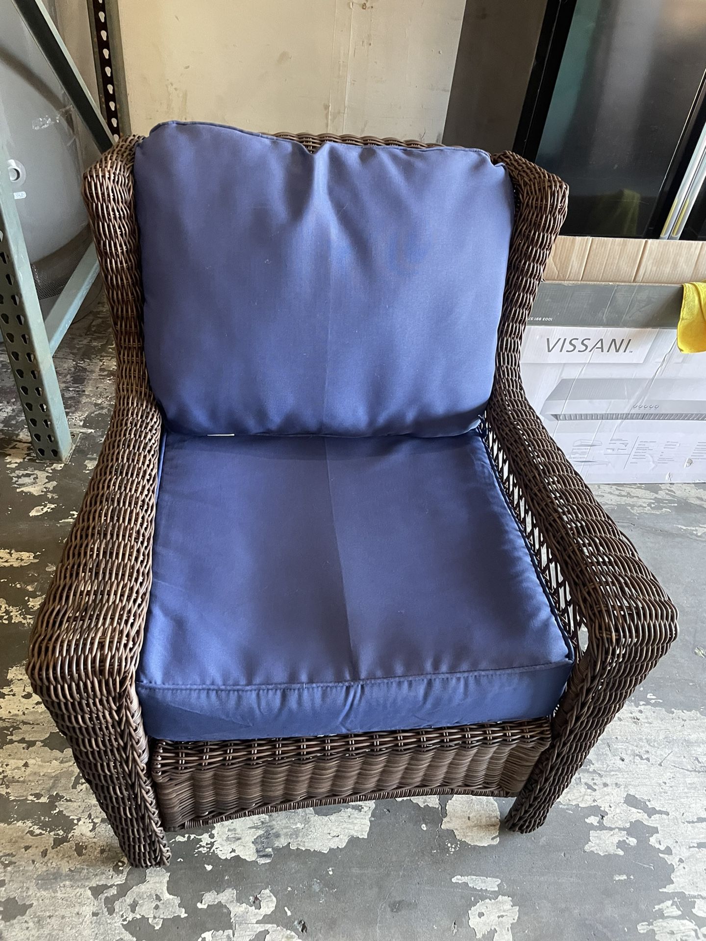 Hampton Bay Cambridge Brown Wicker Outdoor Patio Lounge Chair with CushionGuard Midnight Navy Blue Cushions