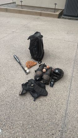 Baseball bag, bat, catchers glove and protective gear
