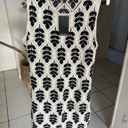 New Women Dress Size Small (will Also Fit A Medium)