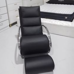 Rocking chair In OFERT