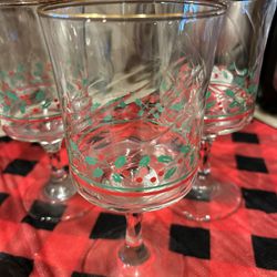 4 Vintage Arby Christmas Collection Holly Berry Glasses Wine Goblets Gold Trim 