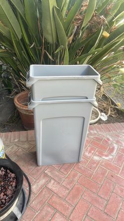 23 gal containers