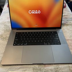 2021 MacBook Pro M1 Max 32gb Ram 1tb SSD