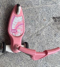 Radio flyer pink 3 wheel scooter