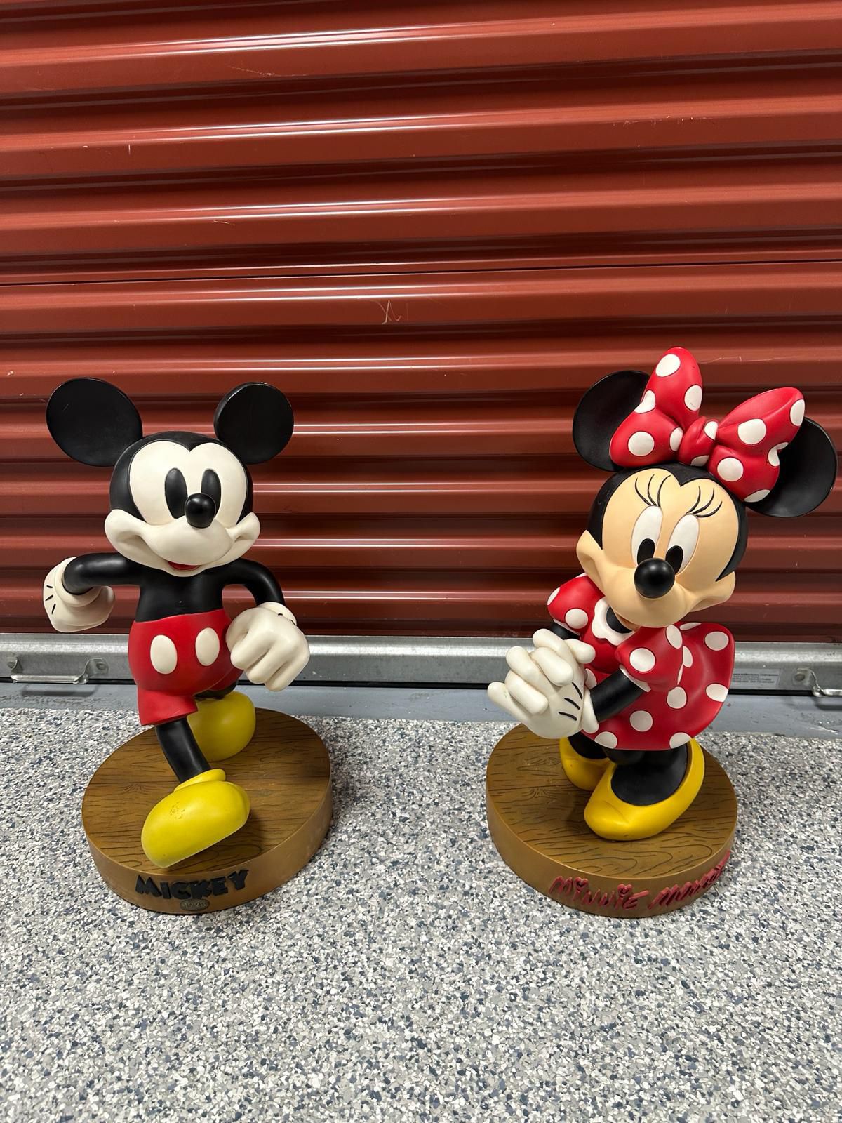 Disney’s Mickey & Minnie Giant Figurine (Vintage 2000)