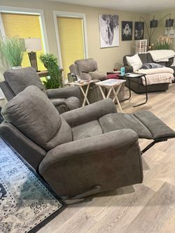 One recliner chair, good condition, gray color