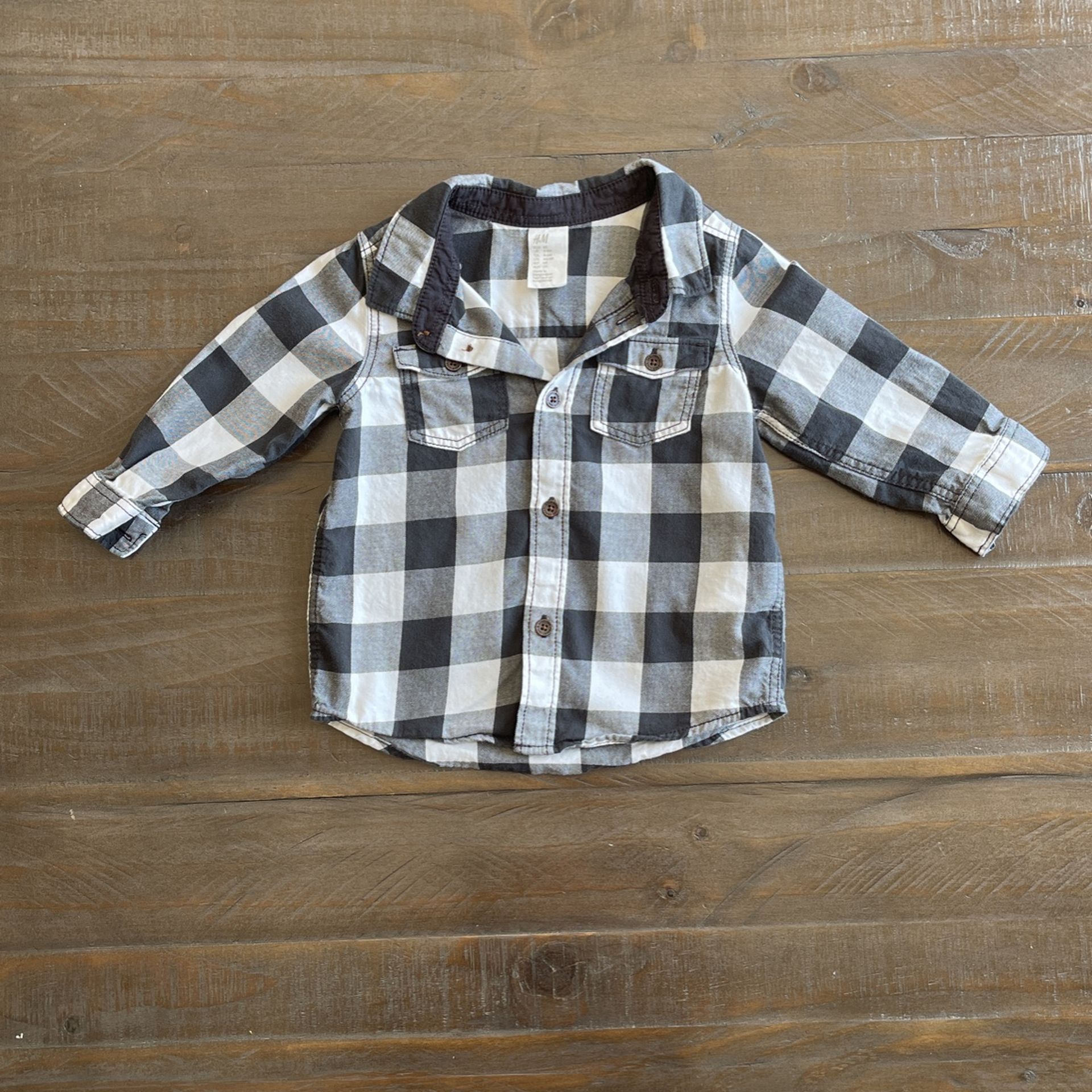 H&M Boys plaid shirt 4-6 Months