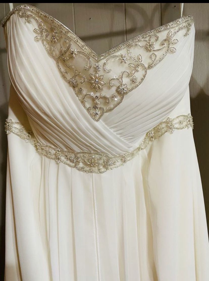 David’s Bridal wedding dress