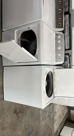 GE Top Load Washer & Dryer Set – Agitator, White, Clean