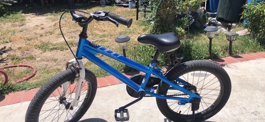 18 inch freestyle bike