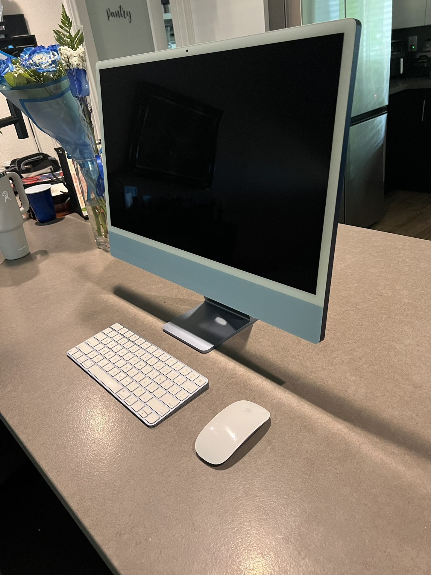 Apple iMac Desktop 24” Perfect Condition