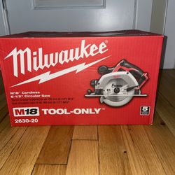 Milwaukee M 18 cordless circular saw