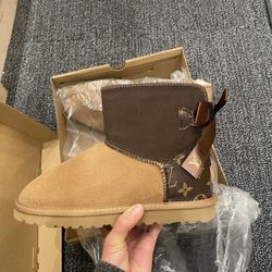 Brown Custom LV Ugg Boots for Sale in Philadelphia, PA - OfferUp