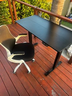 Electric Standing Desk And Chair