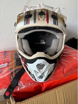 Dirtbike helmet size large