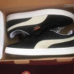 Brand New Black Suede Men Pumas
