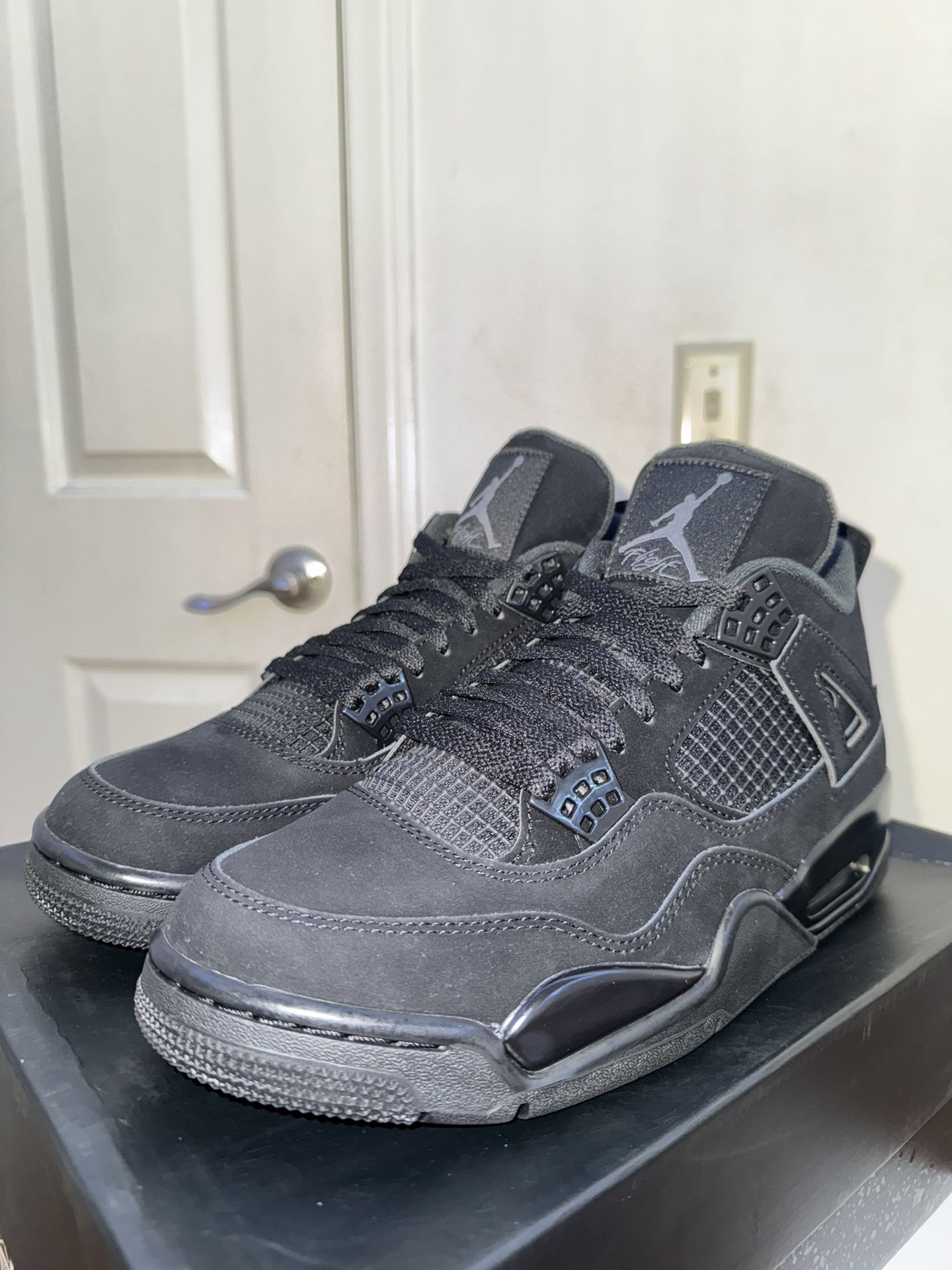 AIR JORDAN 4 RETRO ‘BLACK CAT’