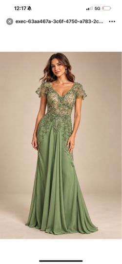 Green Lace Beaded Formal Evening Gown