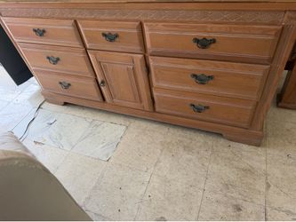 Solid Oak Bedroom King