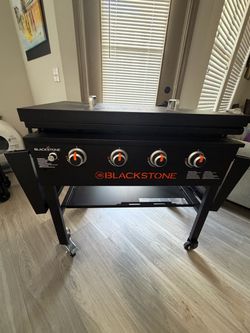 Blackstone 4-Burner Flat Top Griddle and Meat Cutter