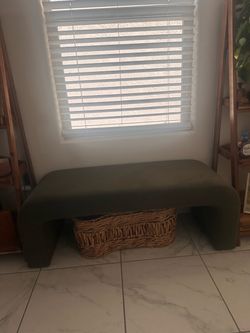 green bench