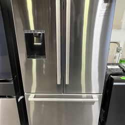 Bosch 500 Series 36 in. 22 cu. ft. Smart Counter Depth French Door Refrigerator Stainless Steel, Fastest Ice Maker and Water B36CD50SNS  MSRP 3299