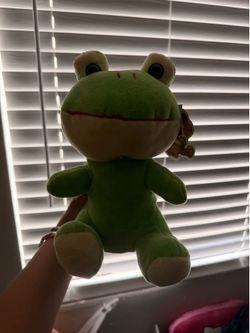 Frog plushie
