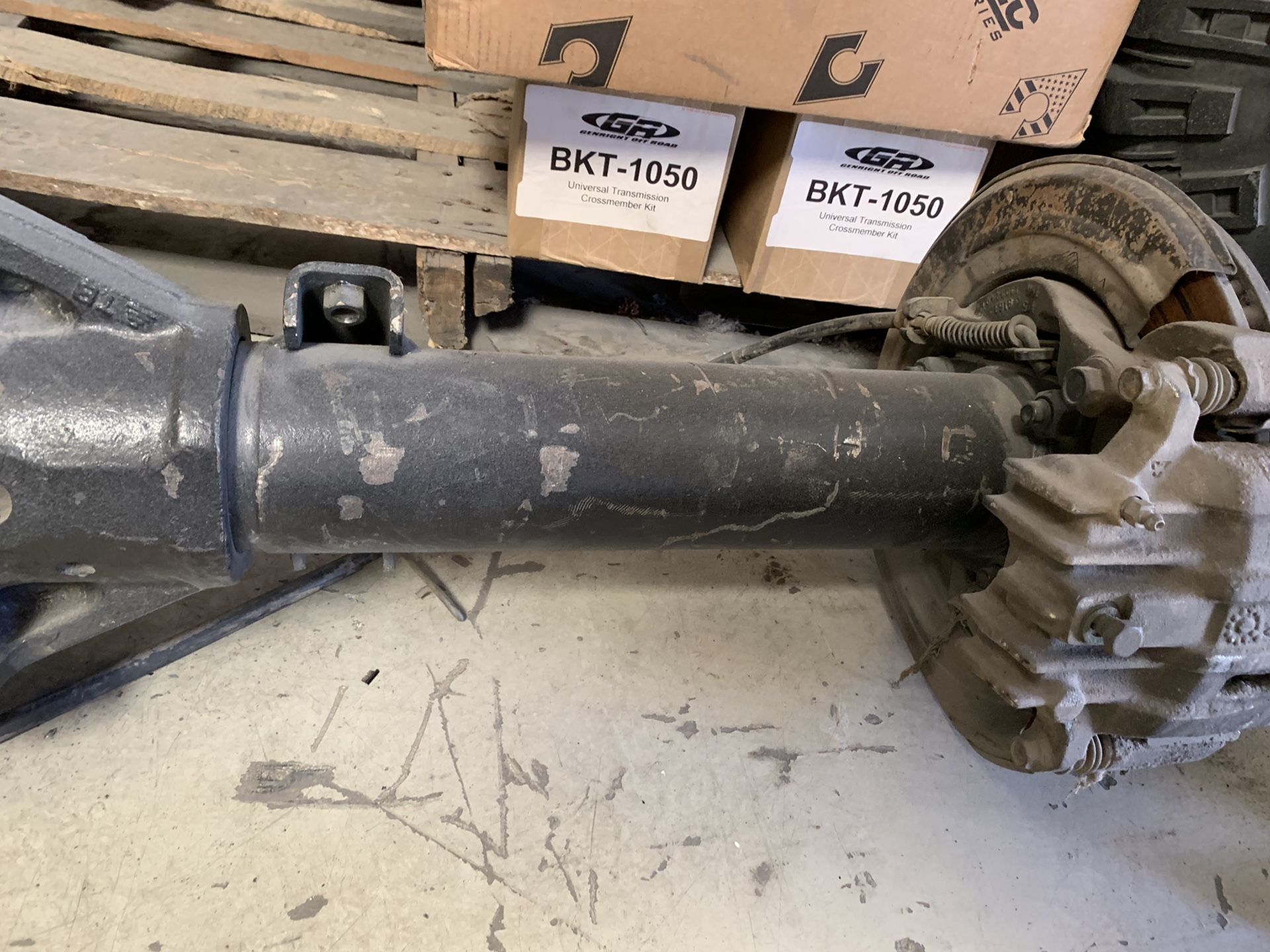 Dana 80 Dually Rear Axle with 410 gears, limited Slip, and Disc Brakes