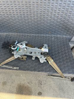 97 3rd gen 4Runner Rear window regulator