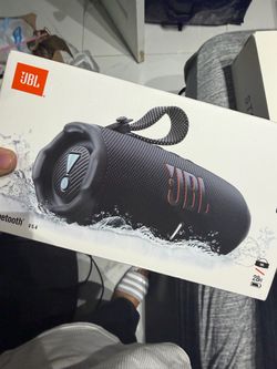 JBL Charge 6