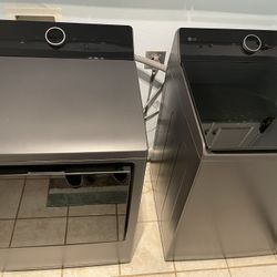 LG AI Washer And Dryer