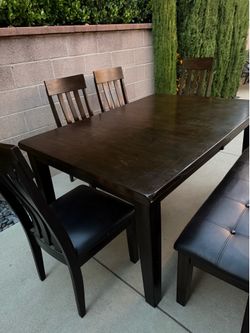 Dining Set