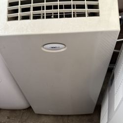 WINTAR PORTABLE AIR CONDITIONER 8000 BTU-Best Offer - $175 (ANAHEIM