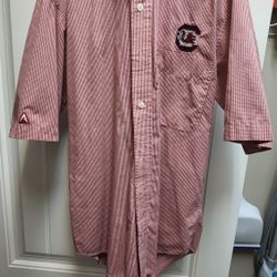 Size Small Antiqua Embroidered Gamecock Button Up Shirt
