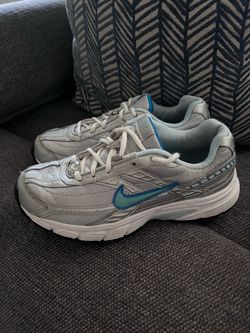Nike Initiator size 9