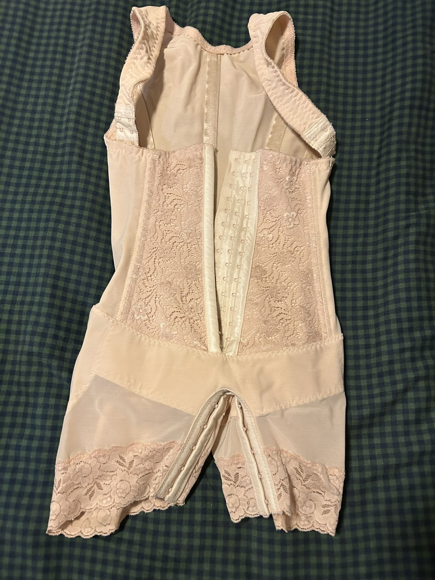 Shape Wear/ Body Shaper- Ardyss