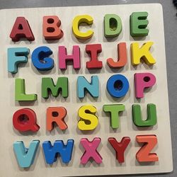 Alphabet wood puzzle