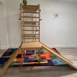 Avenlur Wall Mounted Wooden Jungle Gym