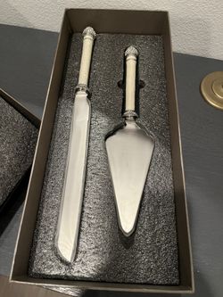 NEW Olivia Riegel Celebration Dessert Serving Set