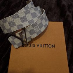 Men’s Louie Vuitton Belt 