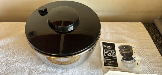 Stainless steel salad spinner