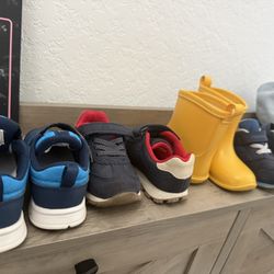 Toddler Size 7 Shoes